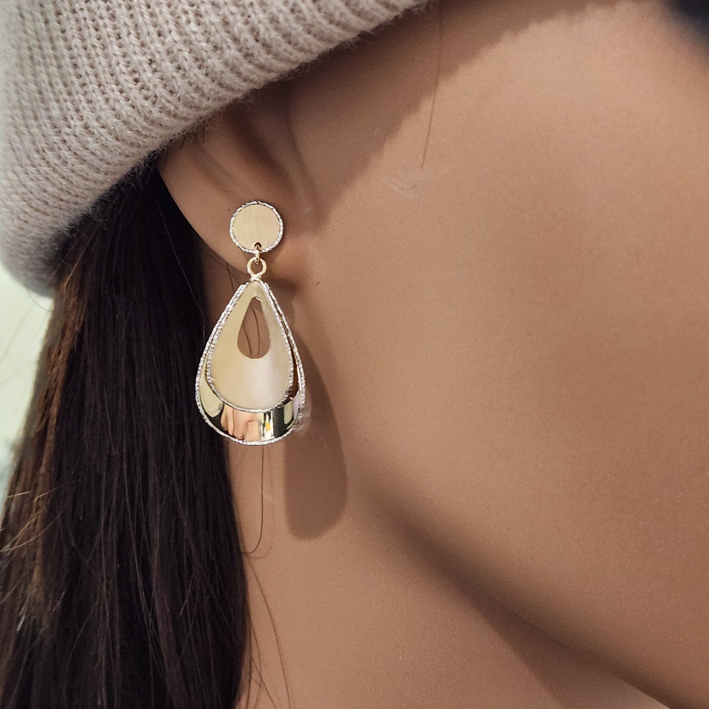 14K Gold Teardrop Earrings