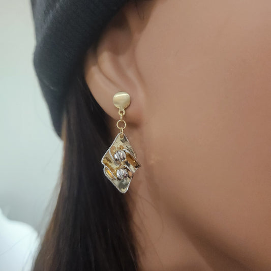 14K Gold Dangling Diamond Cut Diamond Shape Earrings