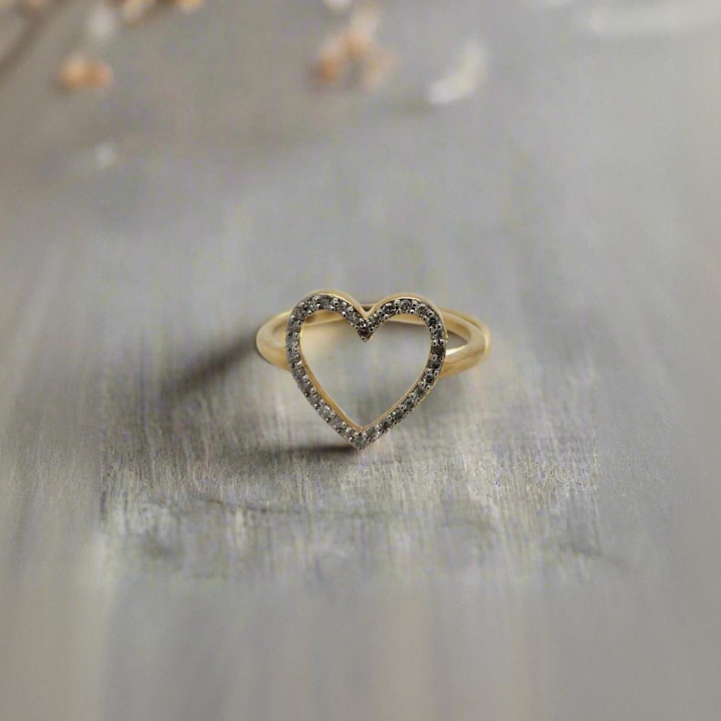 10K Yellow Gold Diamond Heart Outline Ring