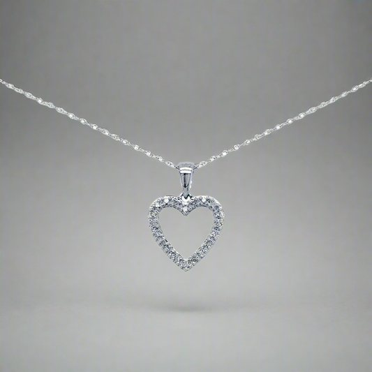 10K Small Diamond Heart Pendant Necklace