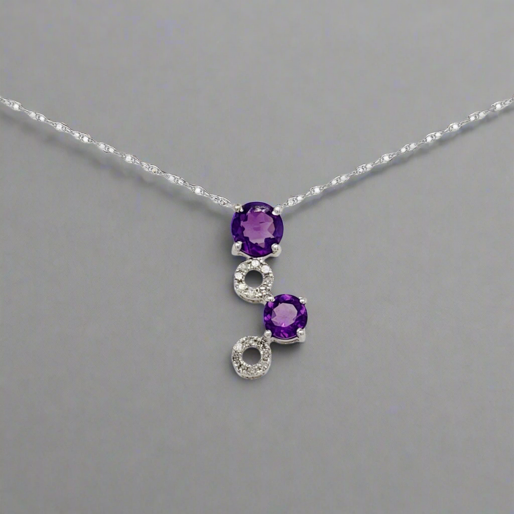 10K Gold and Stone Circles Pendant Necklace