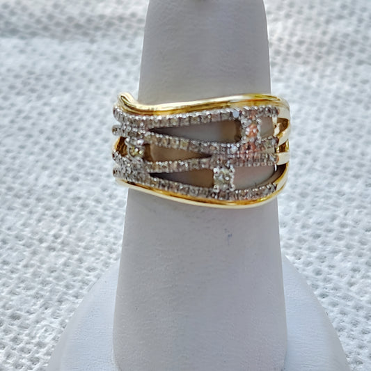 10K Yellow Gold With Diamond Ring