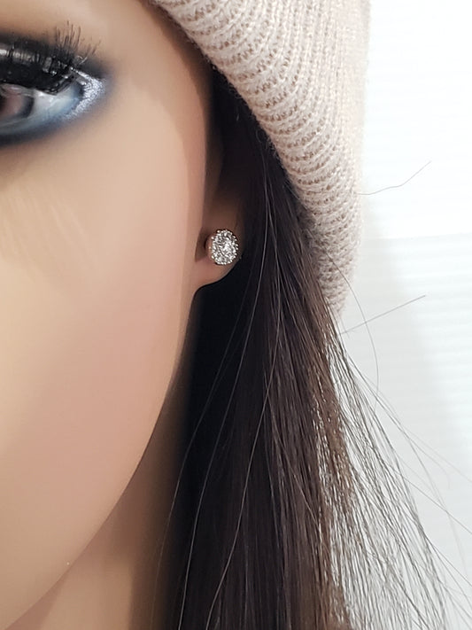 14K Gold And Diamond Circle Stud Earring - HK Jewels