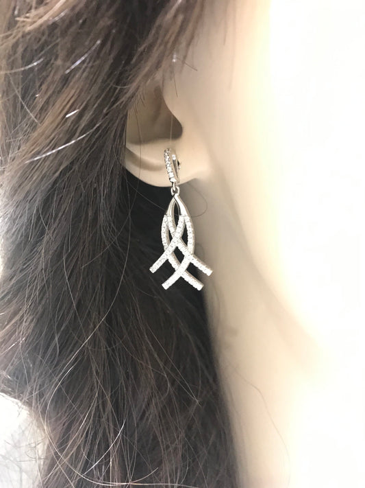 Sterling Silver Rounded Criss-Cross Earrings - HK Jewels