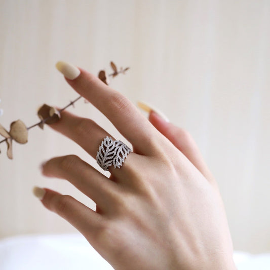 Sterling Silver Floral Design CZ Ring - HK Jewels