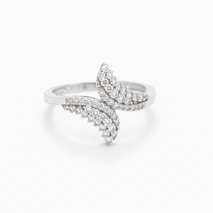 14k Diamond Twist Ring