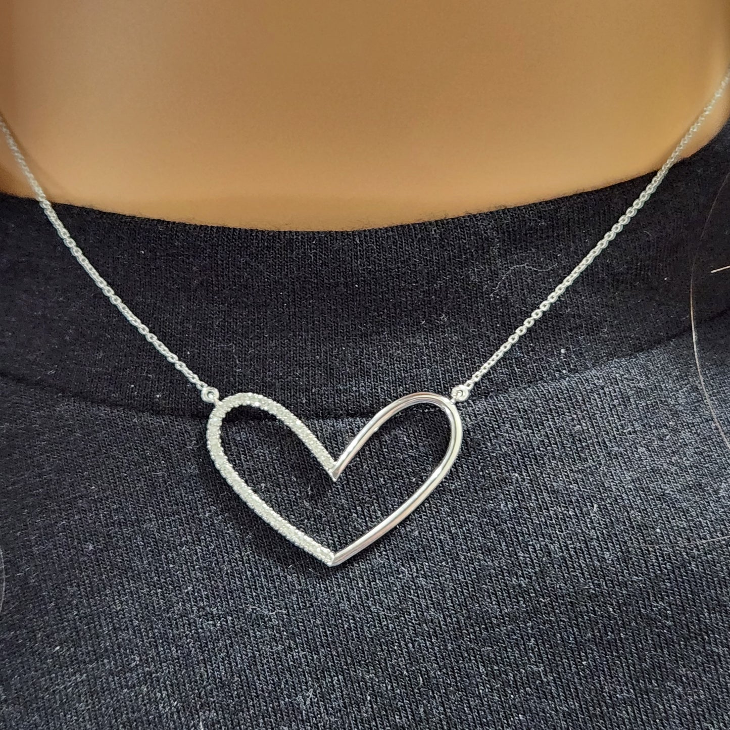 10K White Gold Diamond Heart Necklace