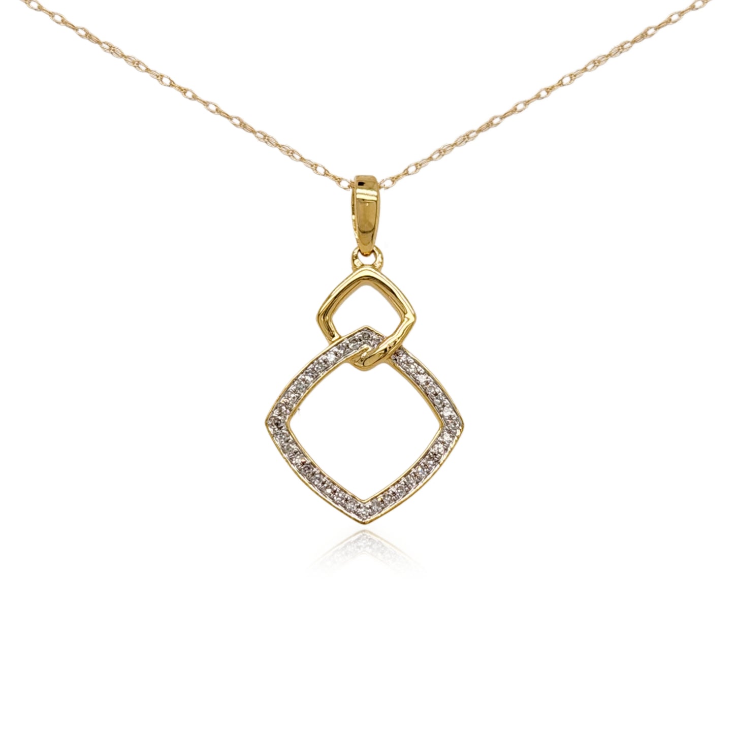 10K Gold Interlocking Diamond Shape Pendant