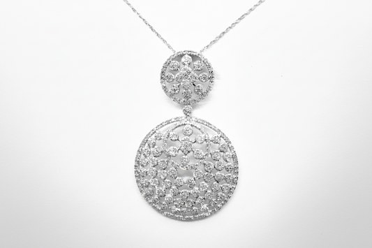 14K White Gold and Diamond Circle Pendant Necklace