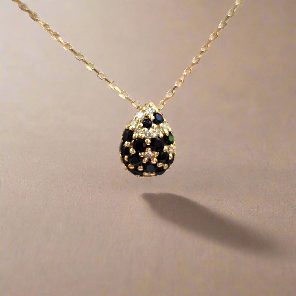 10k Gold Pear Shaped Diamond Necklace