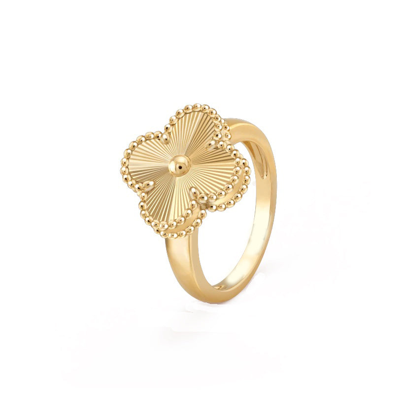 14k Gold Clover Ring