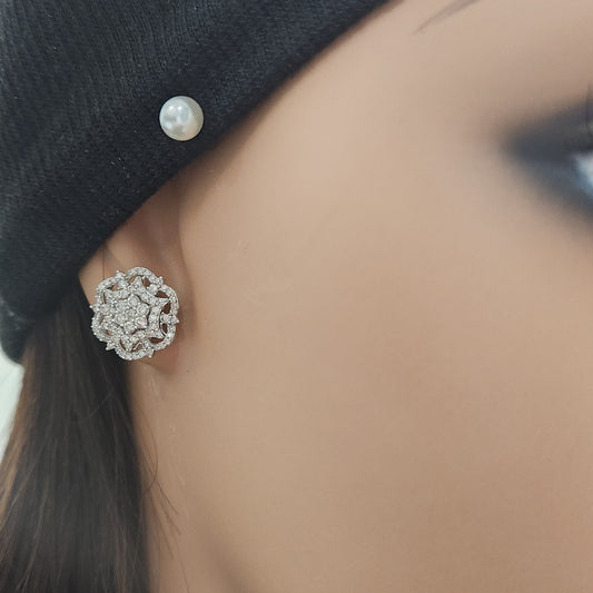 10K Gold Diamond Flower Stud Earrings