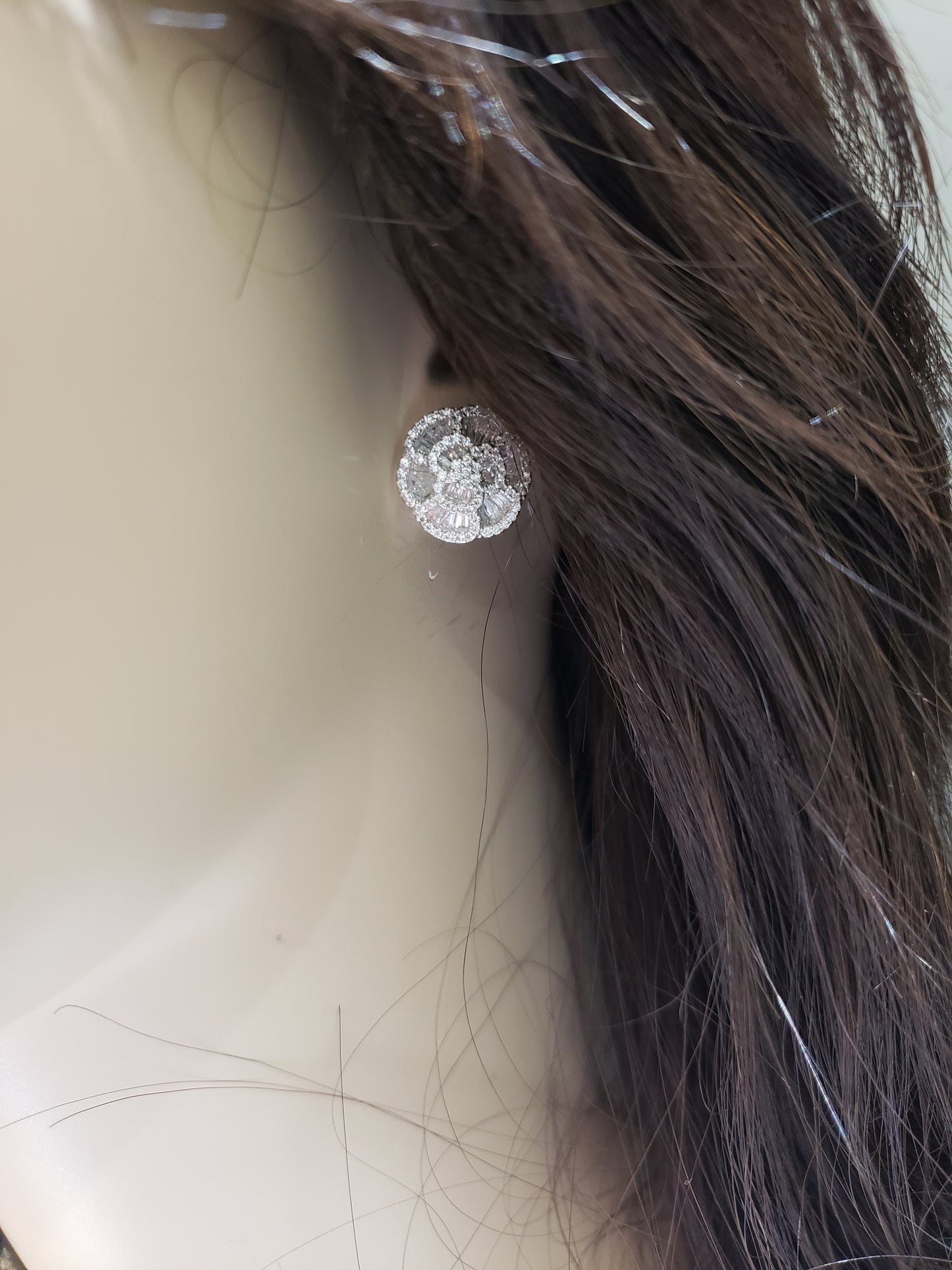 Sterling Silver Flower Stud Earrings - HK Jewels