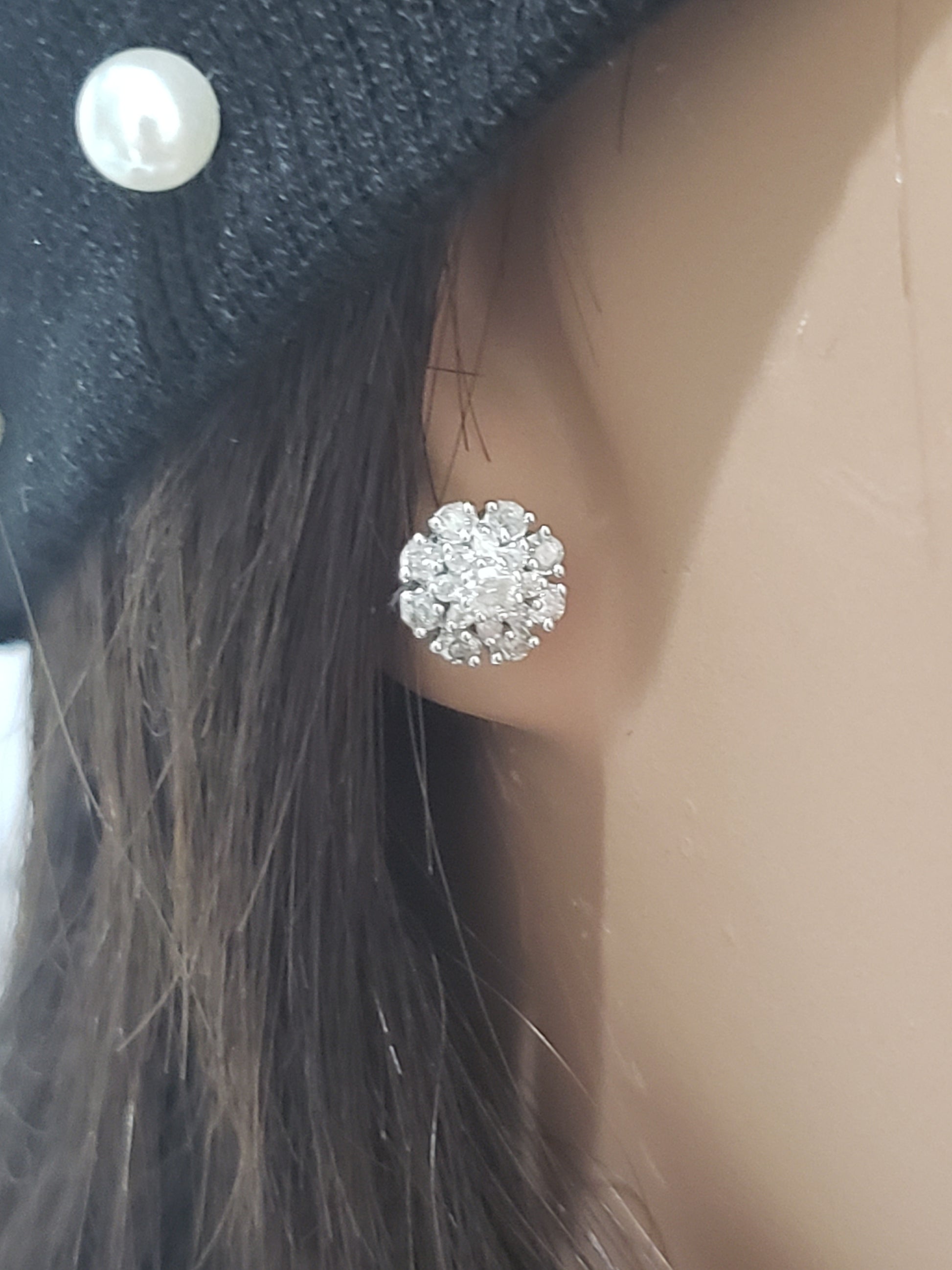 10K Gold And Diamond 3-Tier Circle Stud Earrings - HK Jewels