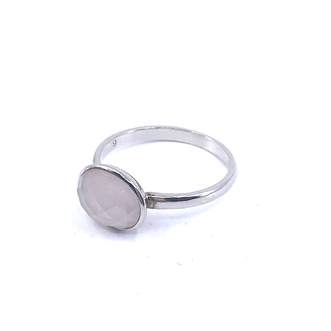 Sterling Silver Oval Stone Ring - HK Jewels