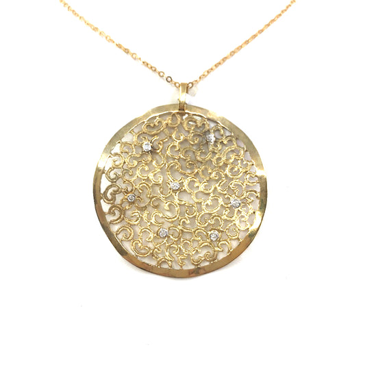 14K Yellow Gold and Diamond Circle Pendant Necklace - HK Jewels