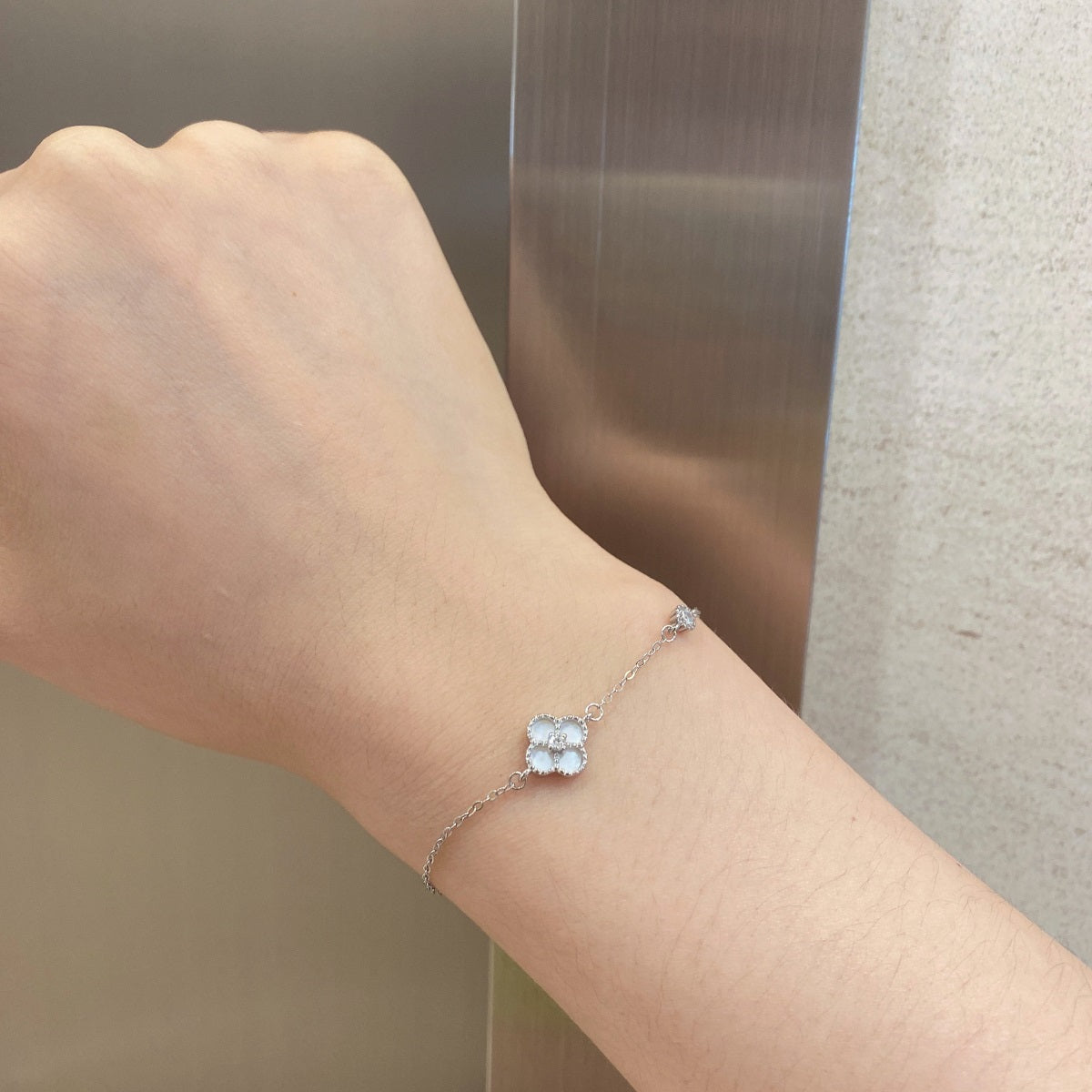 Sterling Silver Adjustable Four Sections Mother of Pearl Bracelet - HK Jewels