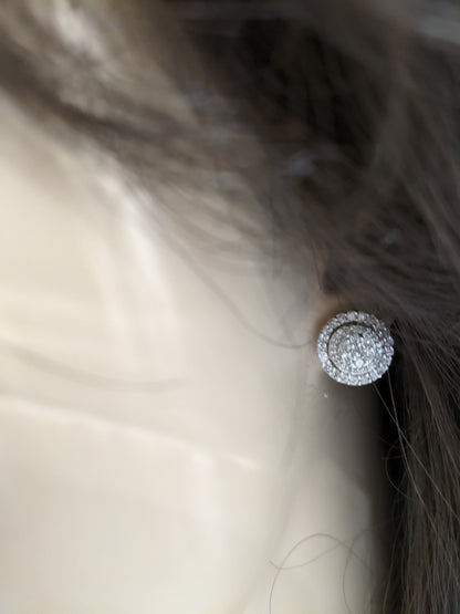 10K Gold And Diamond Round Stud Earrings - HK Jewels