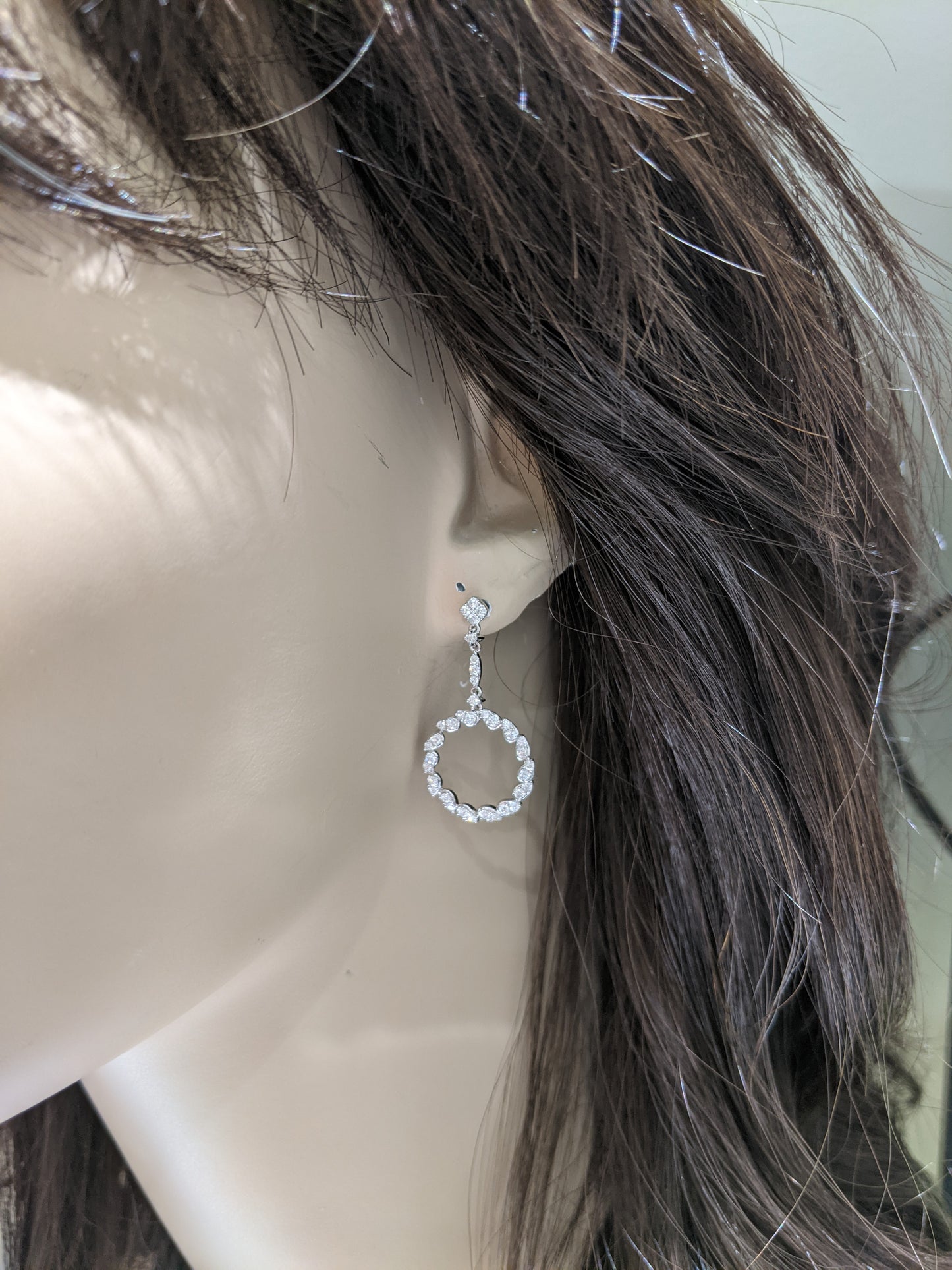 14K Gold And Diamond Circle Hanging Earrings - HK Jewels