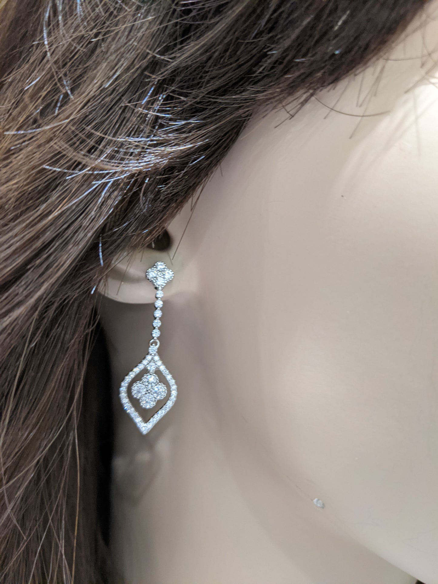 Sterling Silver Teardrop and Clover CZ Earring - HK Jewels