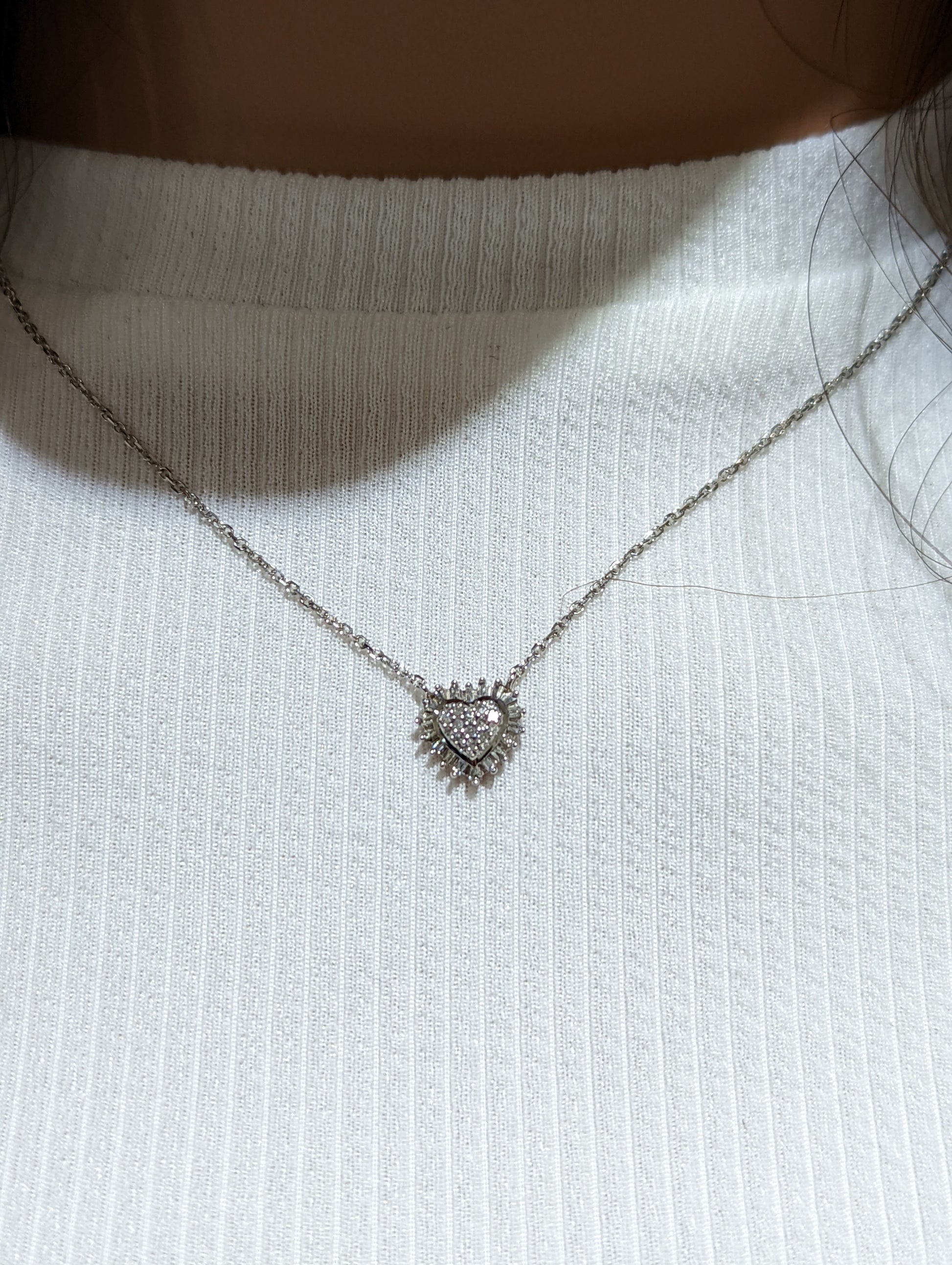 10K 9mm Diamond Heart Necklace - HK Jewels