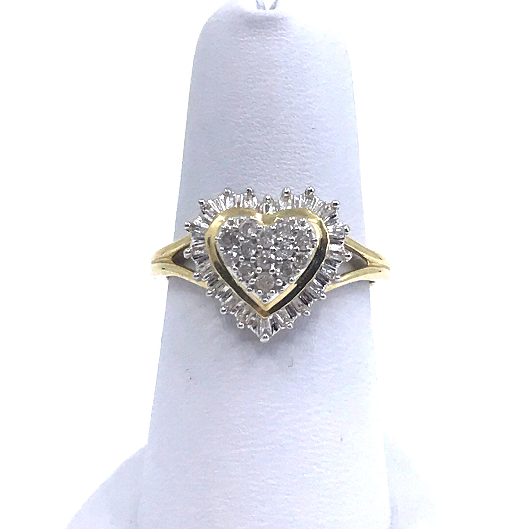 Gold Heart Ring - HK Jewels