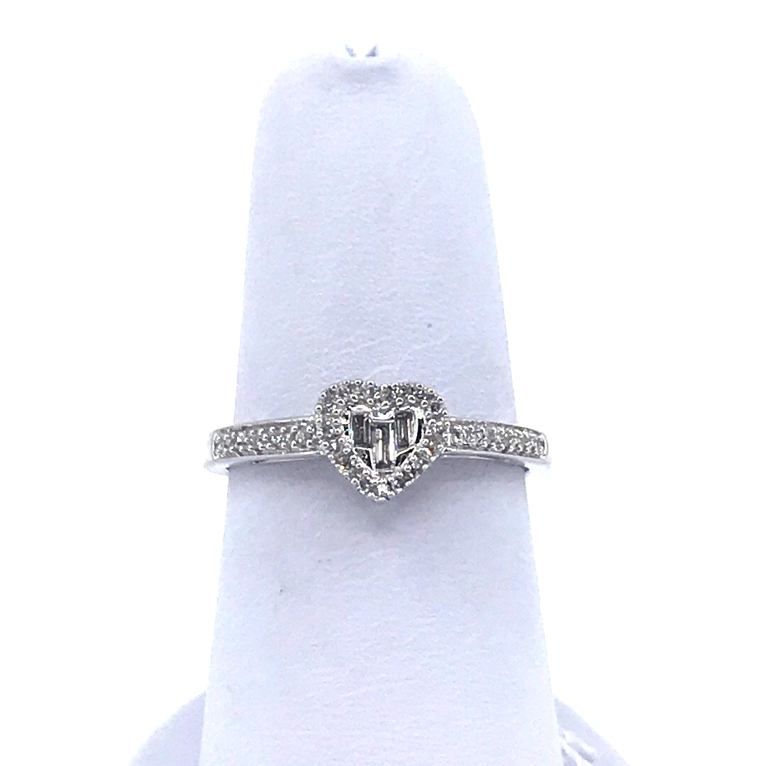 White Gold Heart Ring - HK Jewels